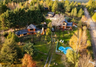 Venta de 2 viviendas en barrio Ruca Hue, San Martin de los Andes, Neuquen