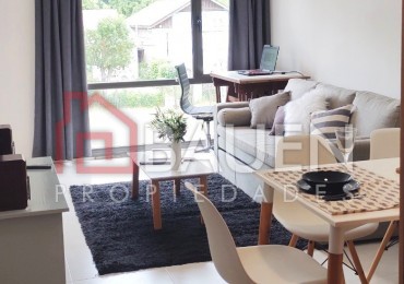 Departamento dos ambientes con balcon y cochera